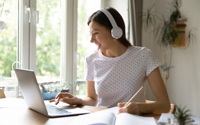 estudiar-virtual-en-colombia-ventajas-que-ofrece
